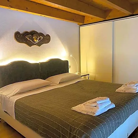 La Casa Nel Sole - Boutique Bed and Breakfast 3*